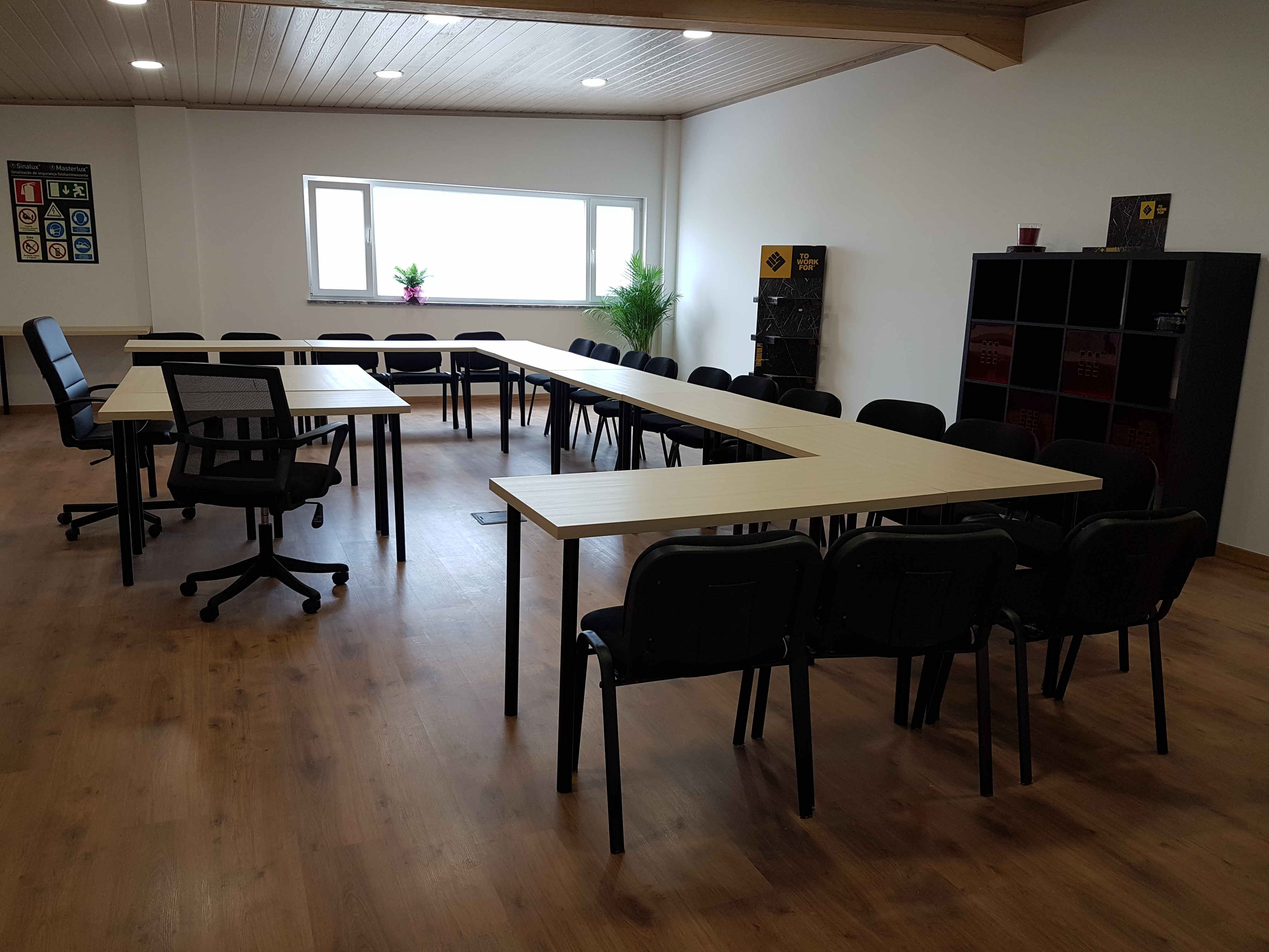 Oestesafe - Sala formacao 3.jpg